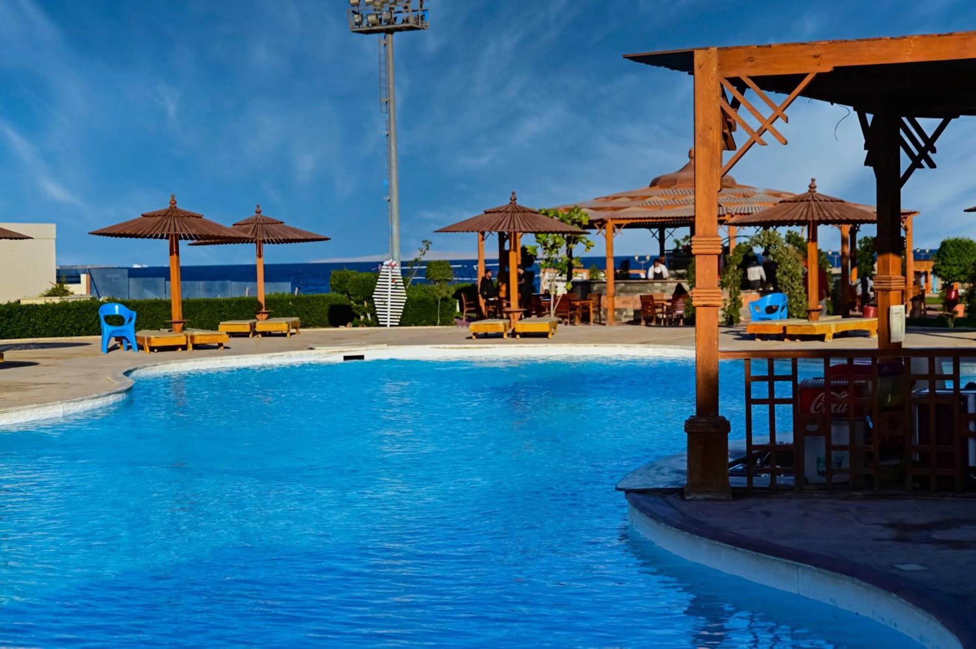 New Eagles Aqua Park Resort Gurdaka Kültér fotó